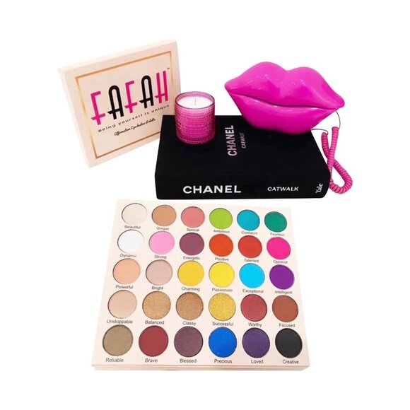 Vegan Affirmation Eyeshadow Palette 🖌️ (Cruelty Free) - Picture 2 of 8